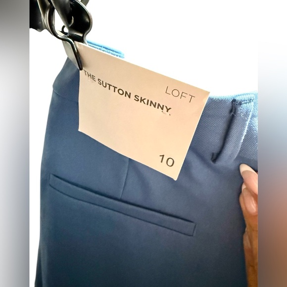 Loft Curvy Sutton Skinny Pants - Picture 4 of 5